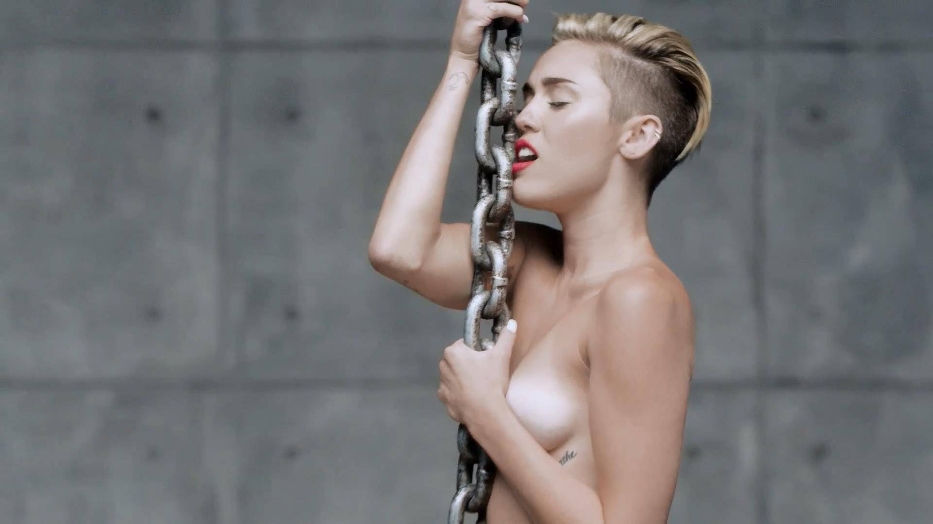 Miley-Cyrus-30.jpg